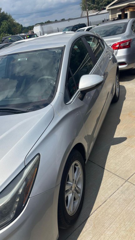 2017 Chevrolet Cruze Image 5