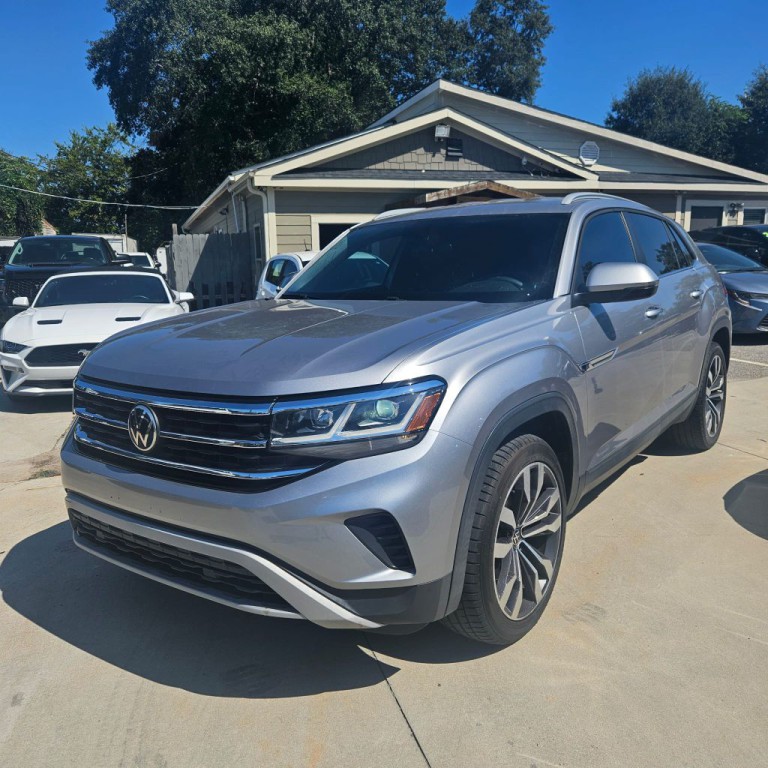 2020 Volkswagen Atlas Cross Sport Image 1