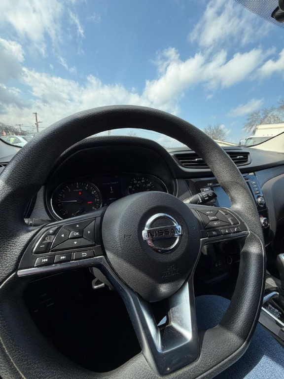 2019 Nissan Rogue Image 5