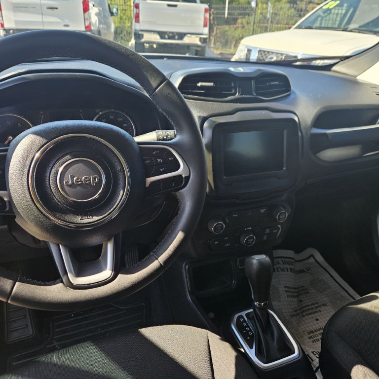 2020 Jeep Renegade Image 3
