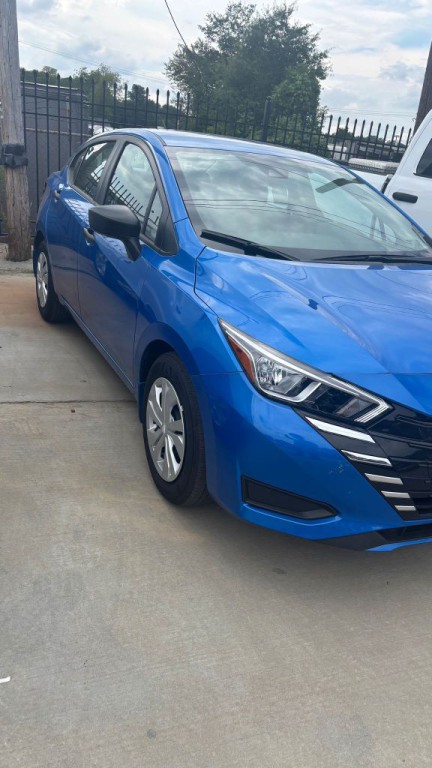 2024 Nissan Versa Image 3