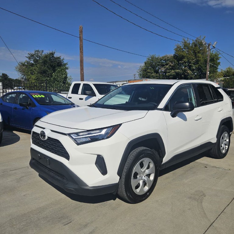 2024 Toyota Rav4 Image 1