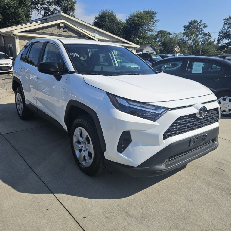 2024 Toyota Rav4 Image 2
