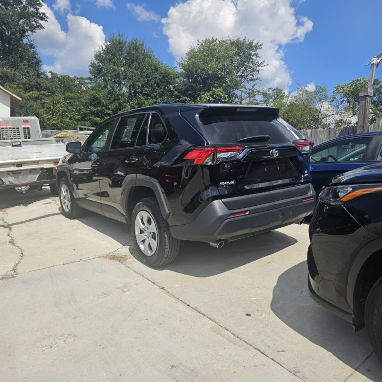 2024 Toyota Rav4 Image 3