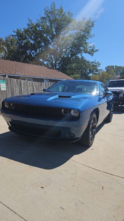 2020 Dodge Challenger Image 1