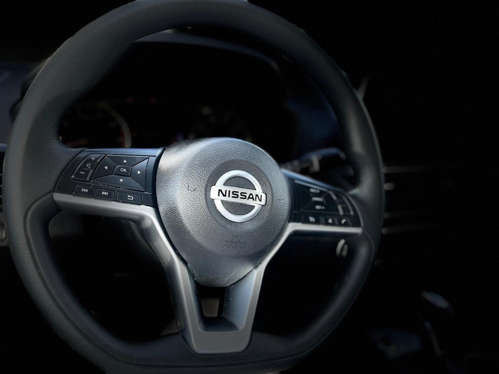 2022 Nissan Altima Image 7
