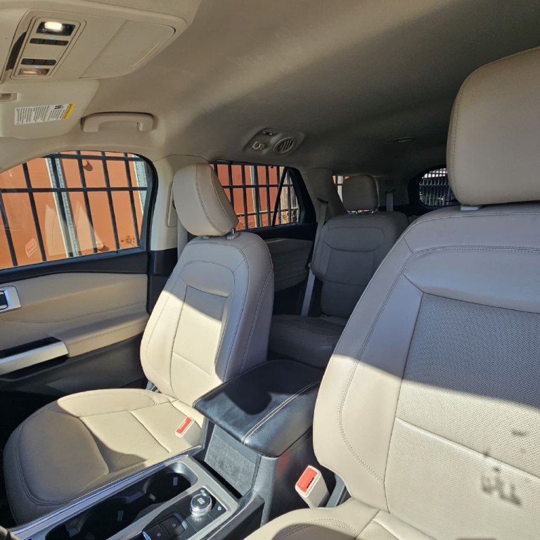 2022 Ford Explorer Image 4