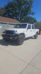 Image for 2024 Jeep Gladiator Sport ID: 6918762
