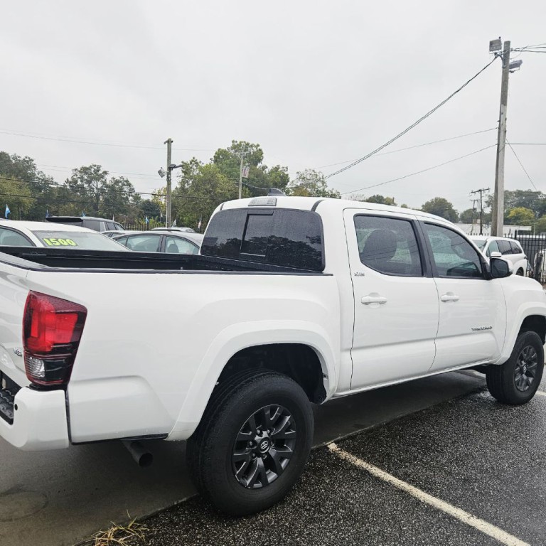 2023 Toyota Tacoma Image 3