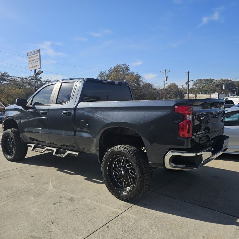 2020 Chevrolet Silverado 1500 Image 2