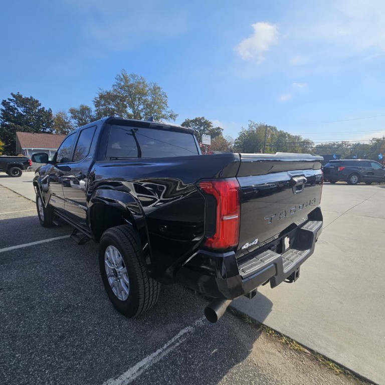 2024 Toyota Tacoma Image 5