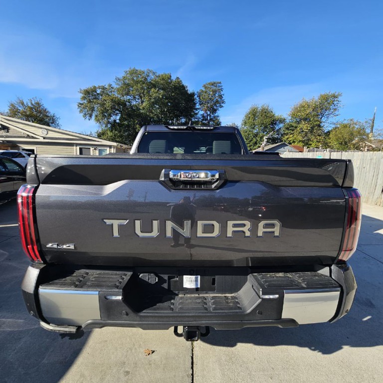 2024 Toyota Tundra Image 2