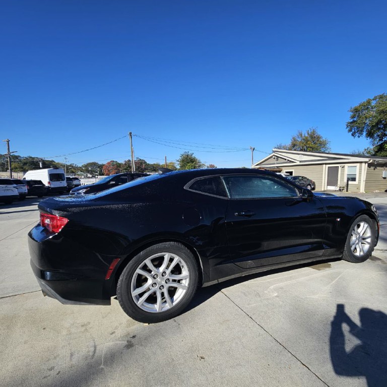 2019 Chevrolet Camaro Image 4