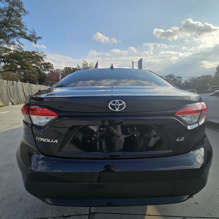 2022 Toyota Corolla Image 2