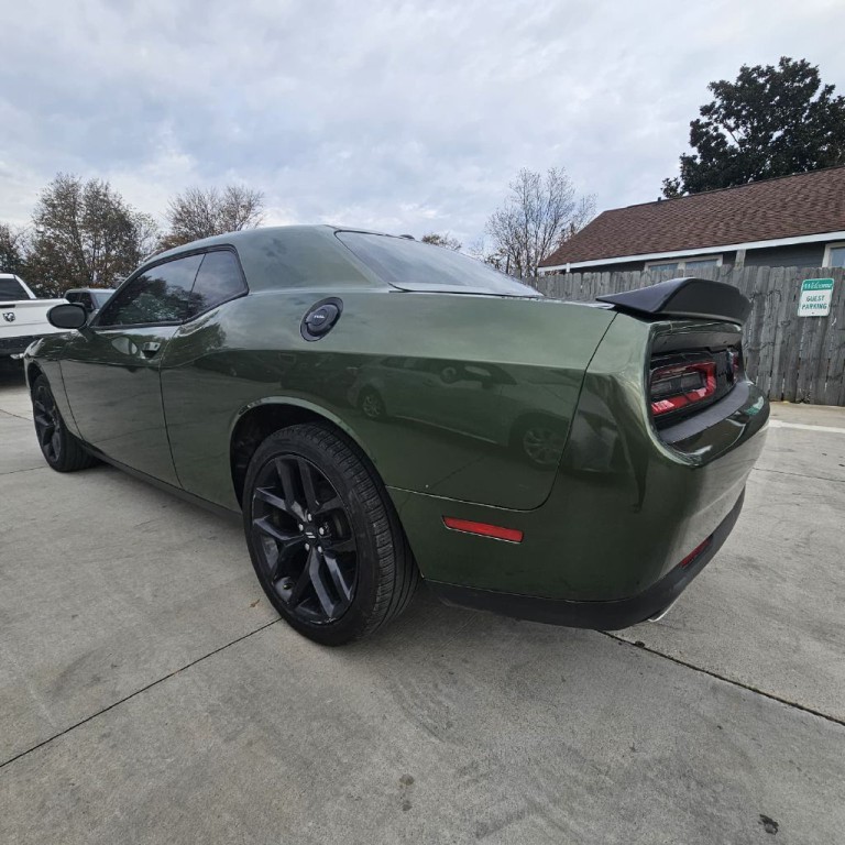 2021 Dodge Challenger Image 3