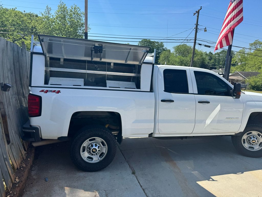 2019 Chevrolet Silverado 1500 Image 3