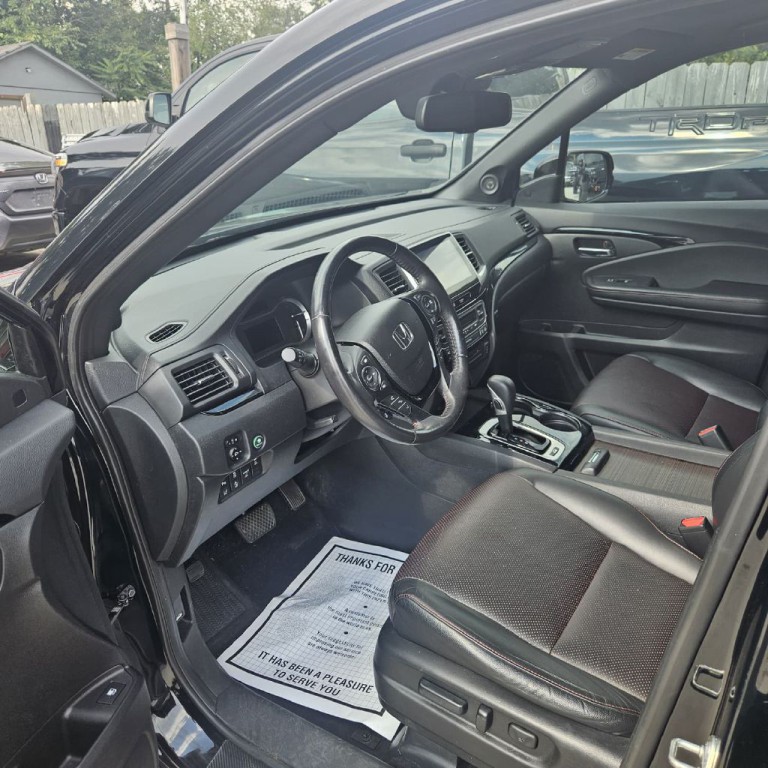 2018 Honda Ridgeline Image 3