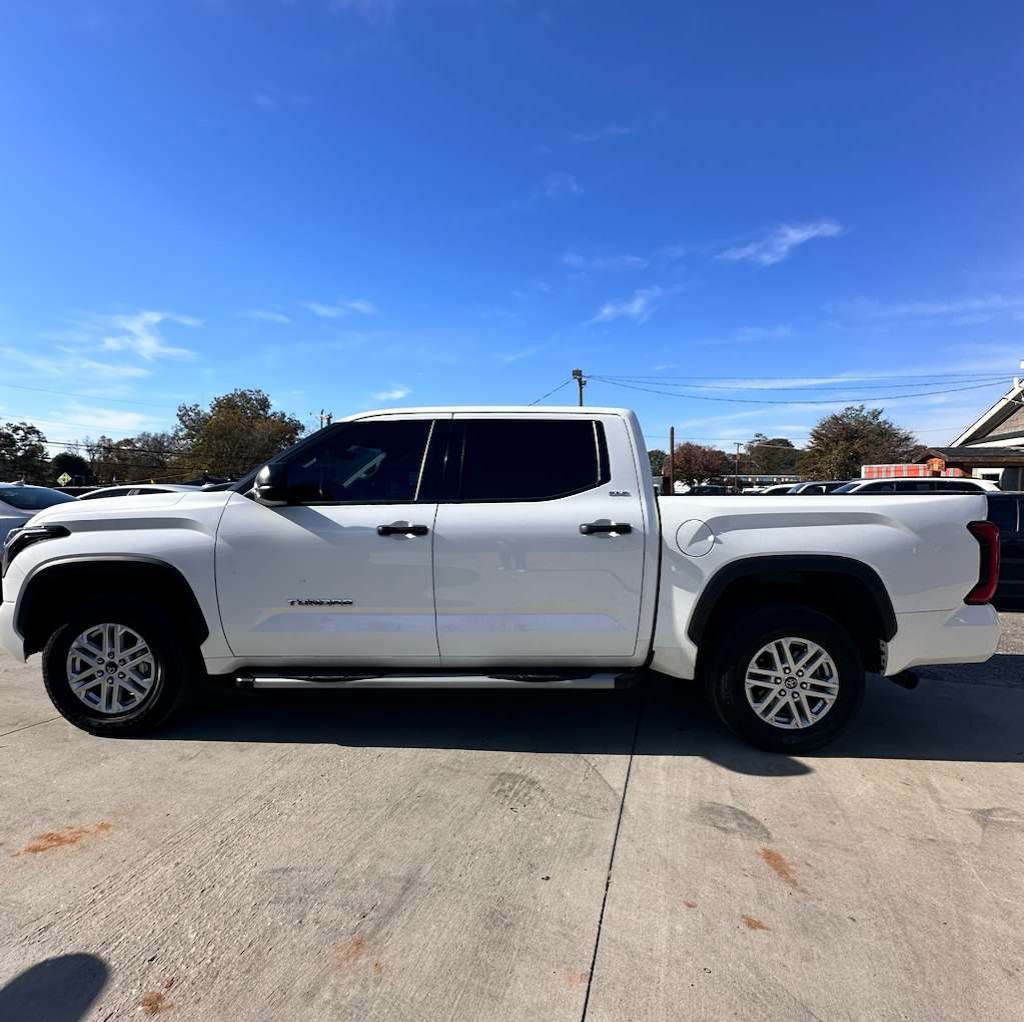 2023 Toyota Tundra Image 1