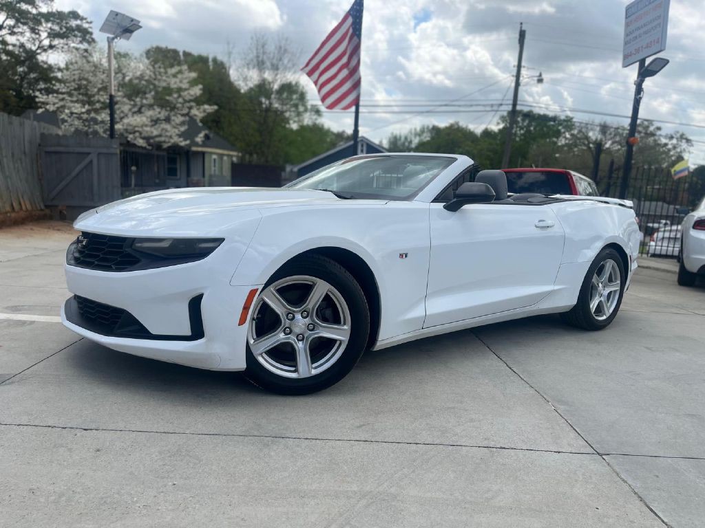 2020 Chevrolet Camaro Image 1