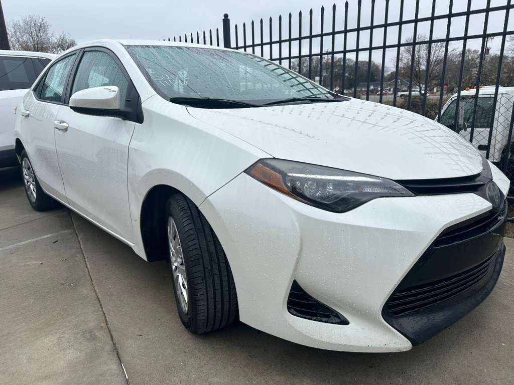 2019 Toyota Corolla Image 1