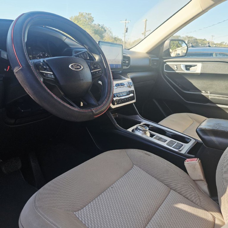 2020 Ford Explorer Image 3