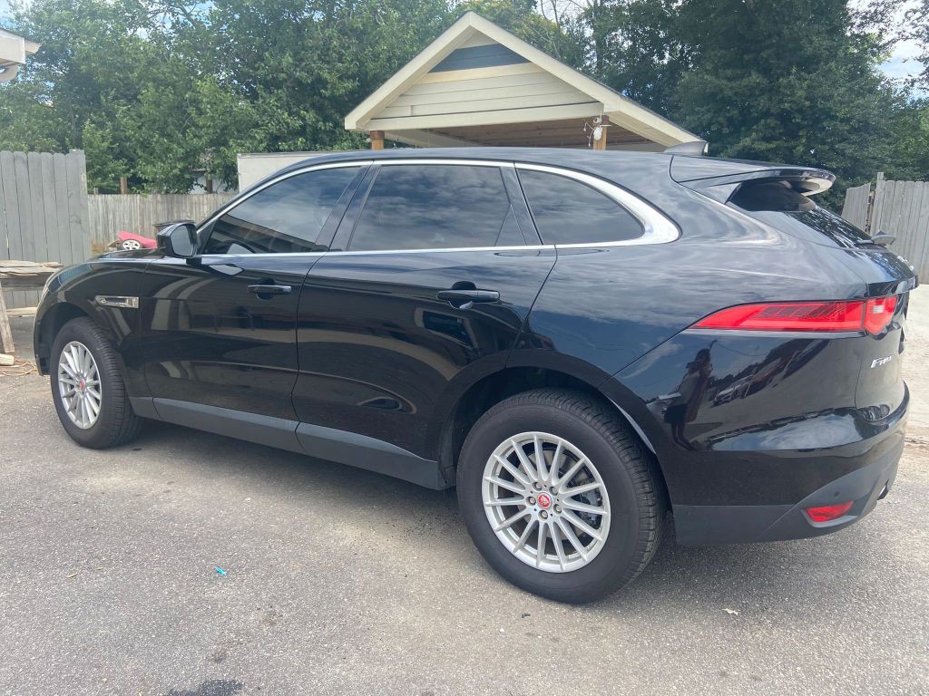 2020 Jaguar F-PACE Image 2