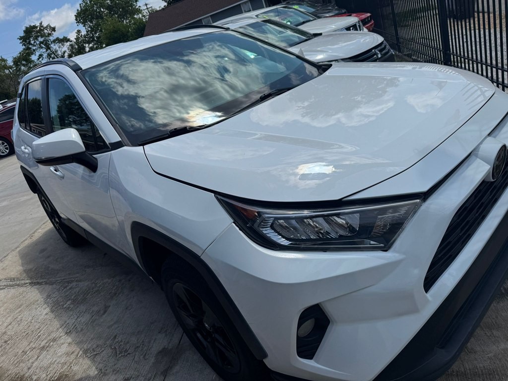 2021 Toyota Rav4 Image 2