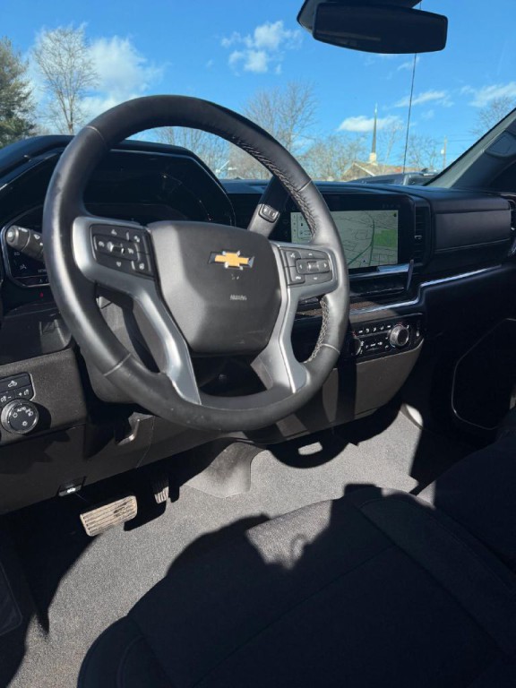 2025 Chevrolet Silverado 1500 Image 5