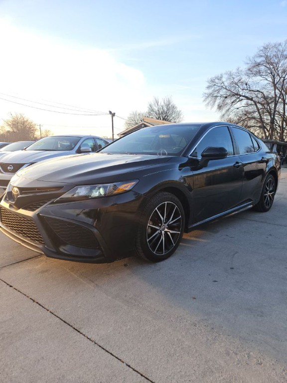 2021 Toyota Camry Image 4