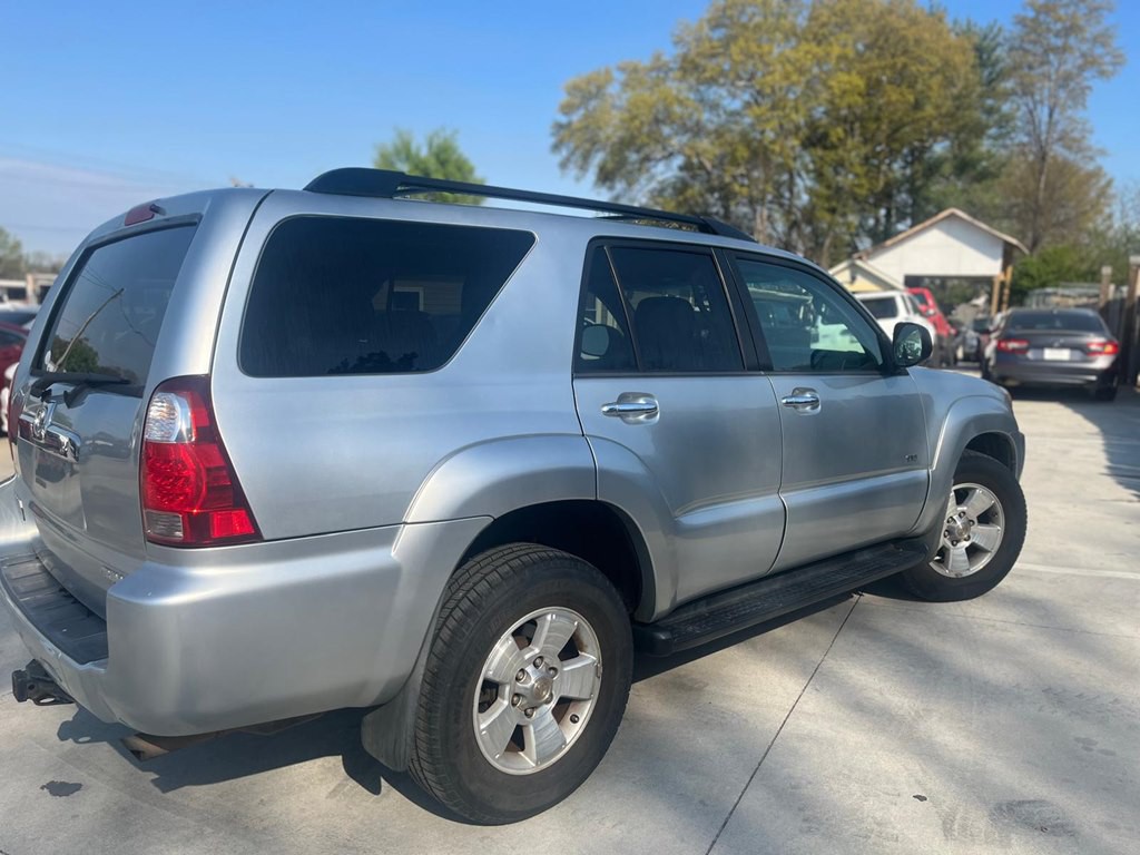 2007 Toyota 4Runner Image 2