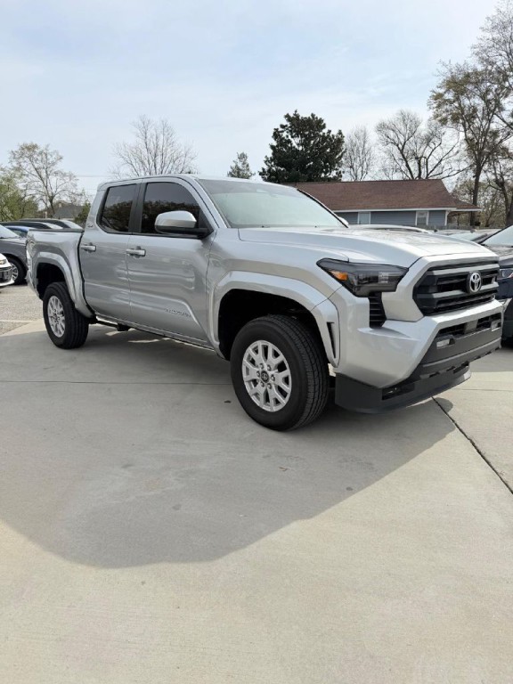 2024 Toyota Tacoma Image 5