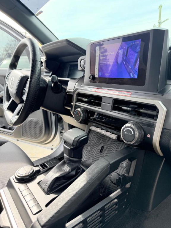 2024 Toyota Tacoma Image 6