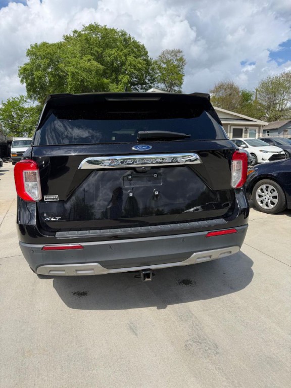 2022 Ford Explorer Image 4