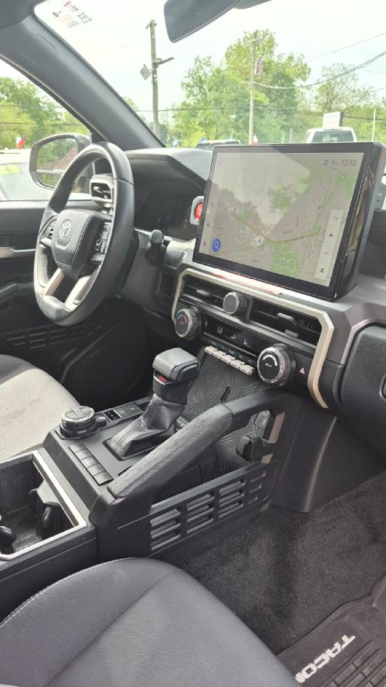 2025 Toyota Tacoma Image 4