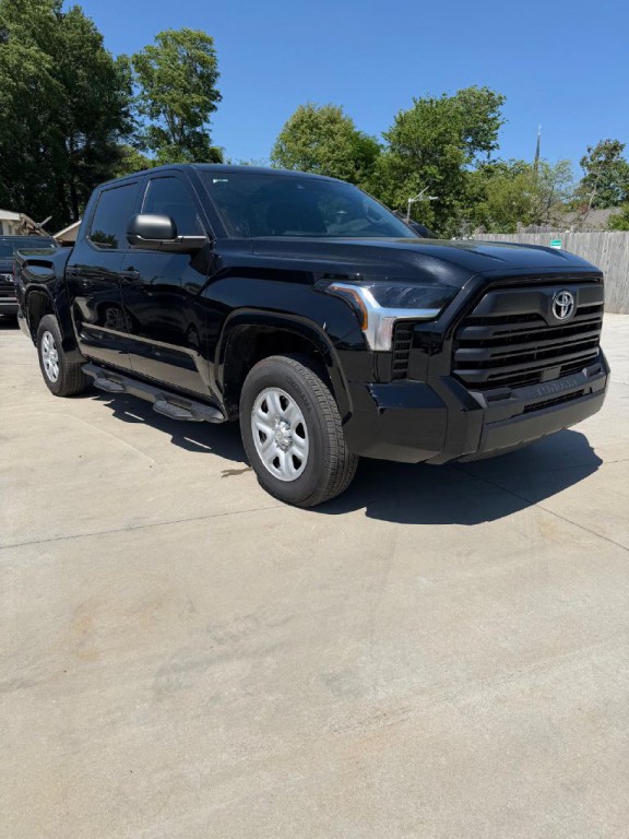 2023 Toyota Tundra Image 2