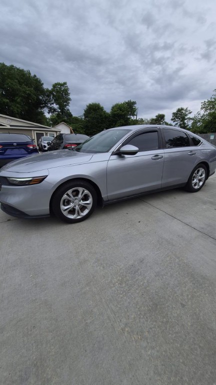 2023 Honda Accord Image 2