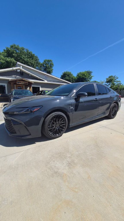 2025 Toyota Camry Image 5