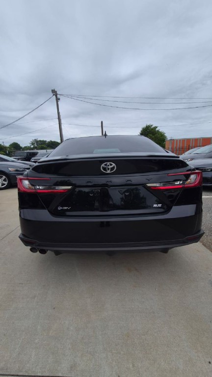 2025 Toyota Camry Image 4