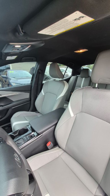2025 Toyota Camry Image 8