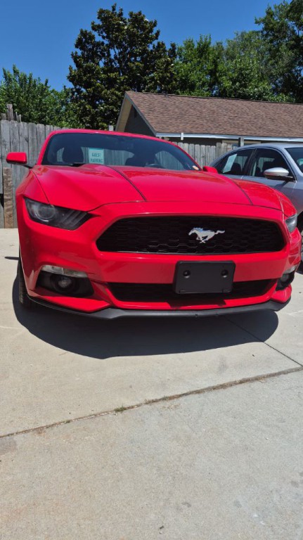 2017 Ford Mustang Image 2