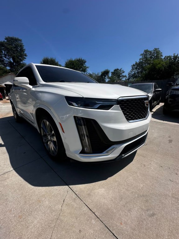 2021 Cadillac XT6 Image 2