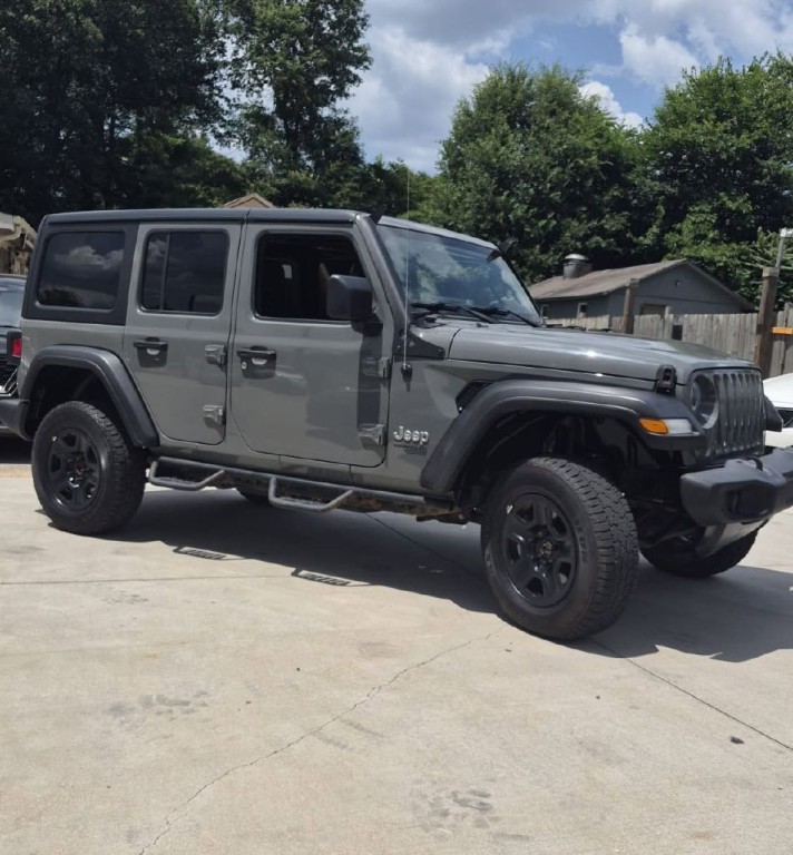 2021 Jeep Wrangler Unlimited Image 2