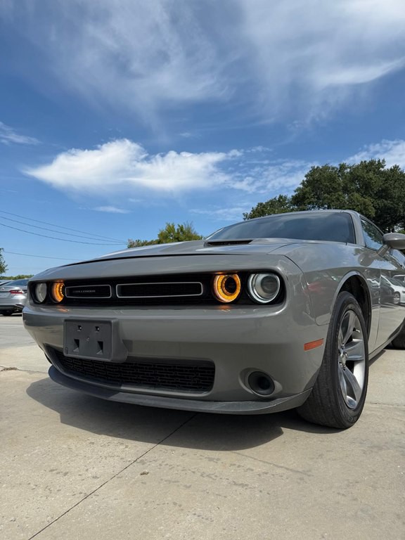 2018 Dodge Challenger Image 4