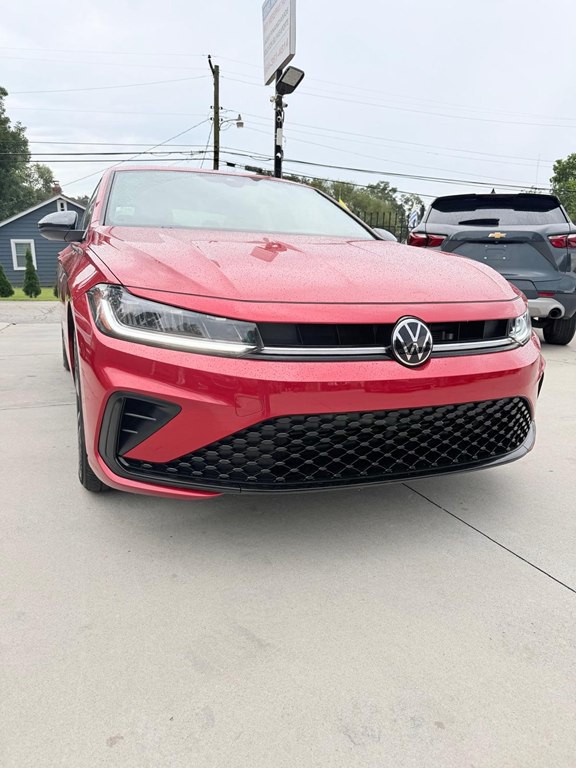 2025 Volkswagen Jetta Image 2