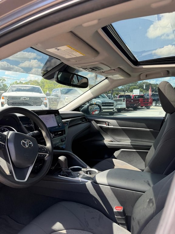 2023 Toyota Camry Image 7