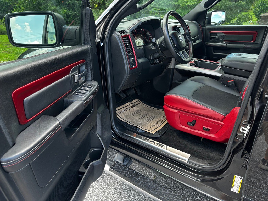 2016 RAM 1500 Image 11