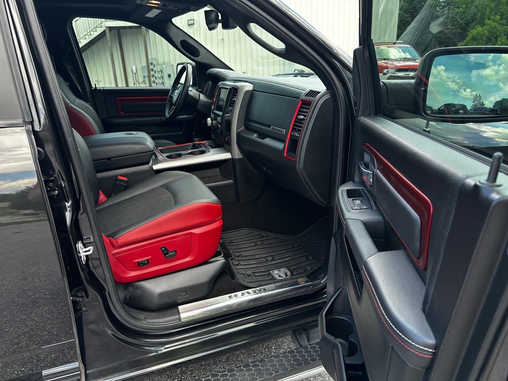 2016 RAM 1500 Image 13