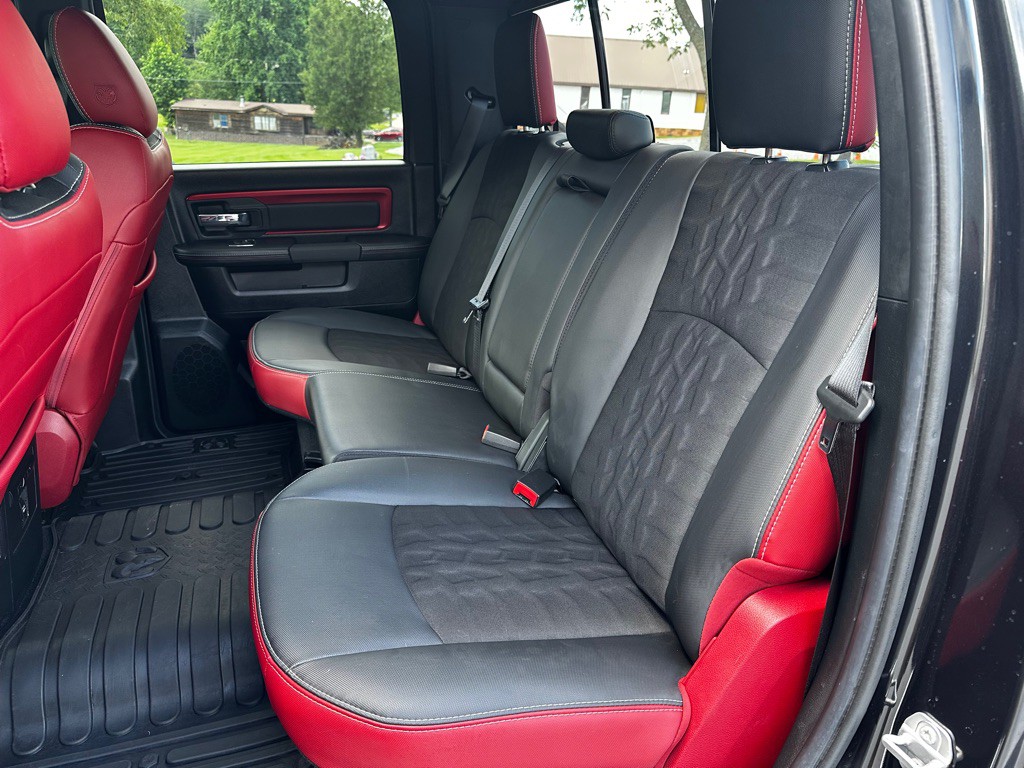 2016 RAM 1500 Image 15
