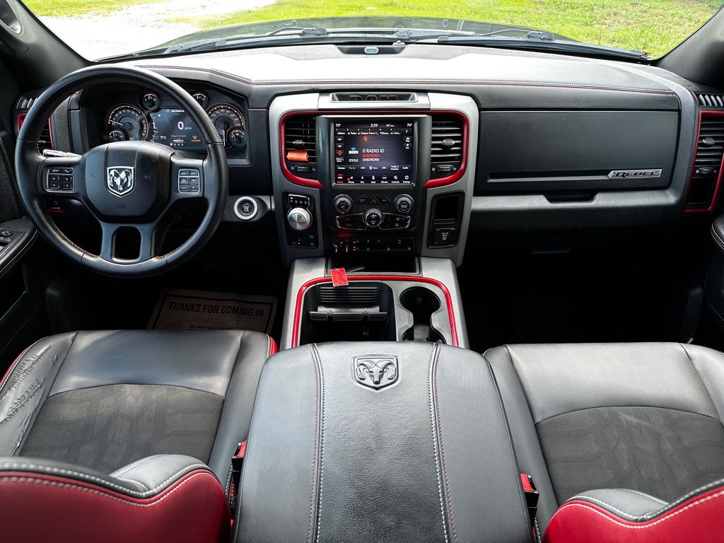 2016 RAM 1500 Image 16