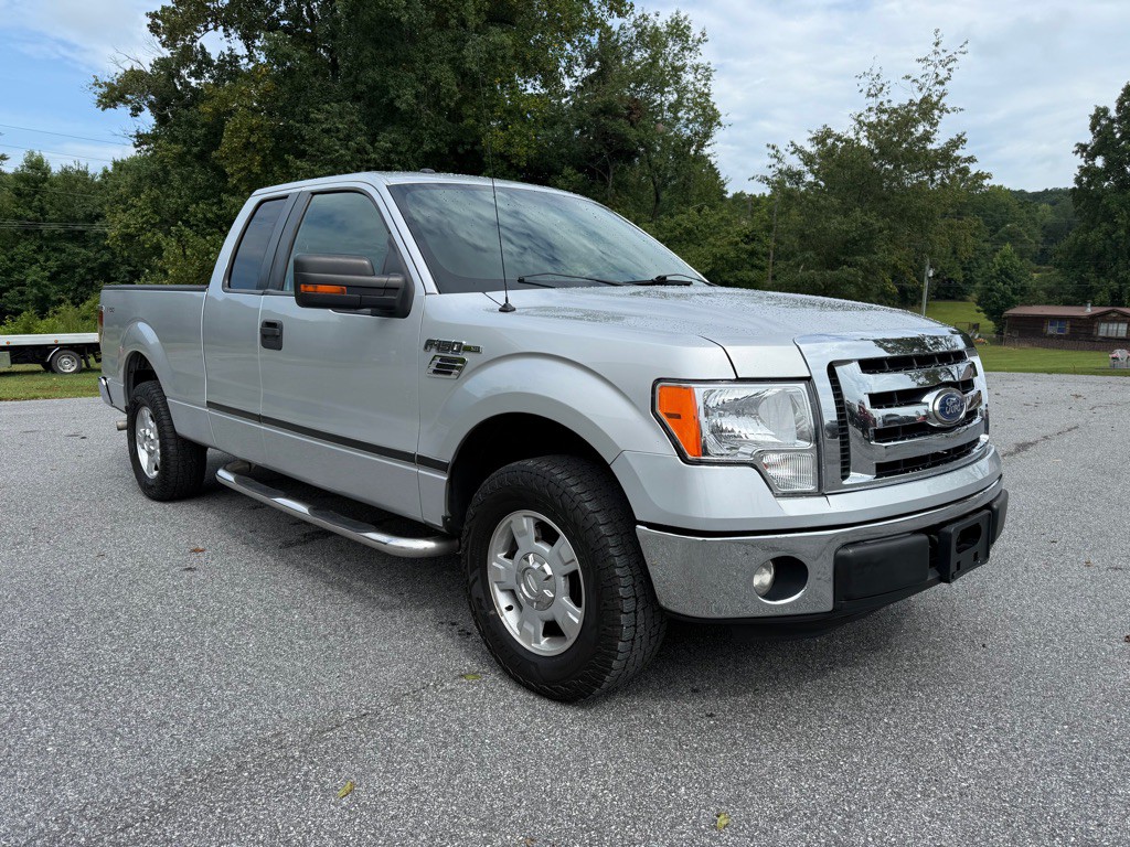 2011 Ford F-150 Image 1